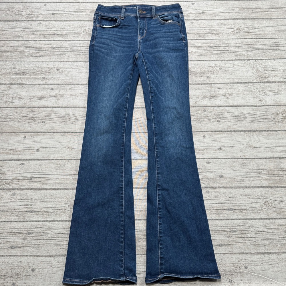 American Eagle Jeans Women's 4 Blue Flare Denim Next Level Stretch Bell Bottoms